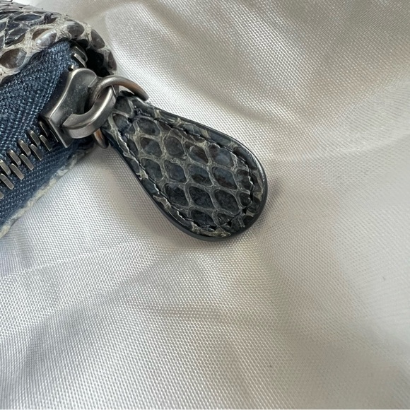 Exotic Python Bottega Veneta wallet - Picture 4 of 16